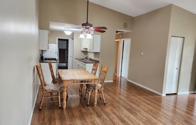 1801 APPALOOSA DR