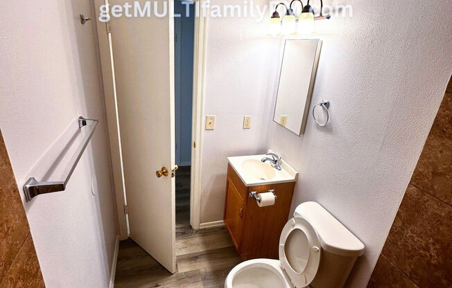 2 beds, 2 baths, 945 sqft, $1,400, Unit 1