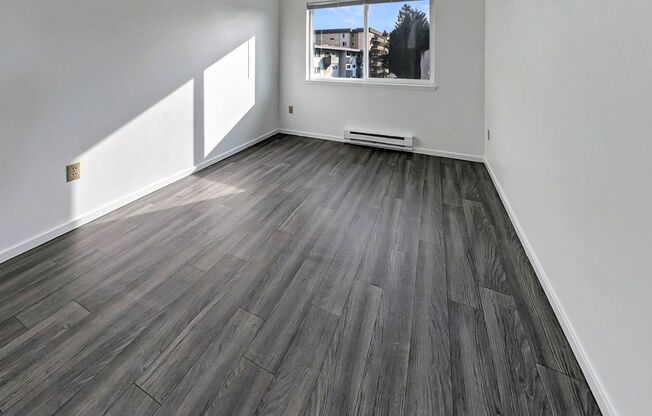 2 beds, 1 bath, 830 sqft, $1,895, Unit 406