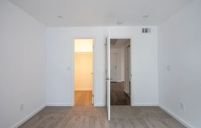 2 beds, 2 baths, 965 sqft, $2,895, Unit 225