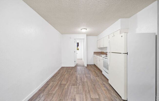 1 bed, 1 bath, 440 sqft, $1,295, Unit #50