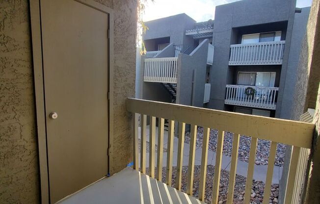 1 bed, 1 bath, 580 sqft, $995, Unit 229