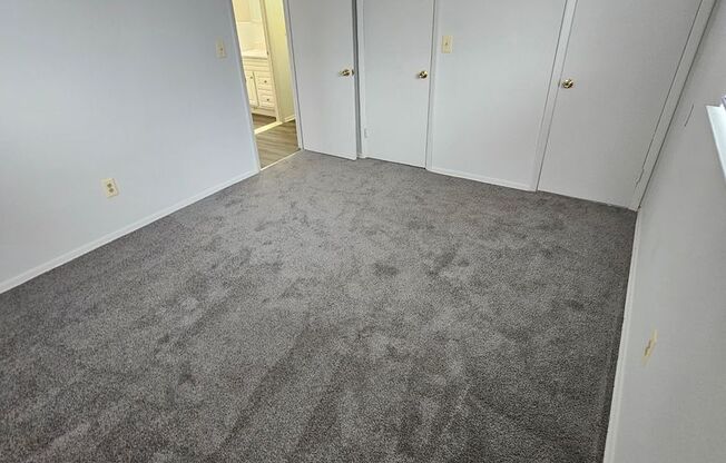 2 beds, 1 bath, 879 sqft, $1,340, Unit 4613-C