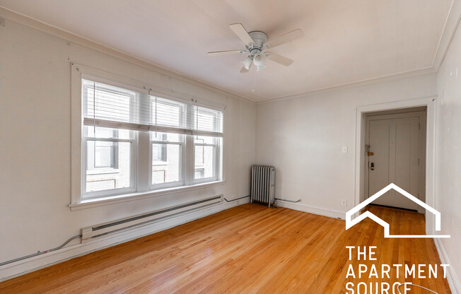 4218 N Clark St, Chicago IL