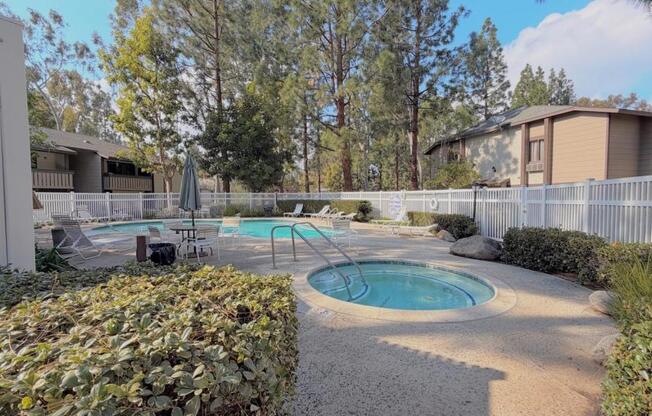 1 bed, 1 bath, 710 sqft, $2,400