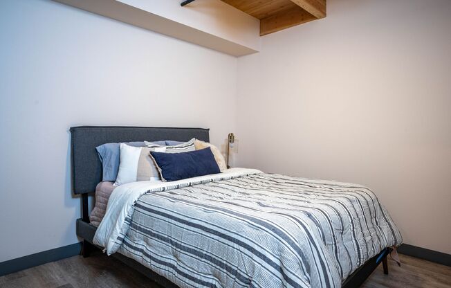 2 beds, 1 bath, 746 sqft, $1,599, Unit 316