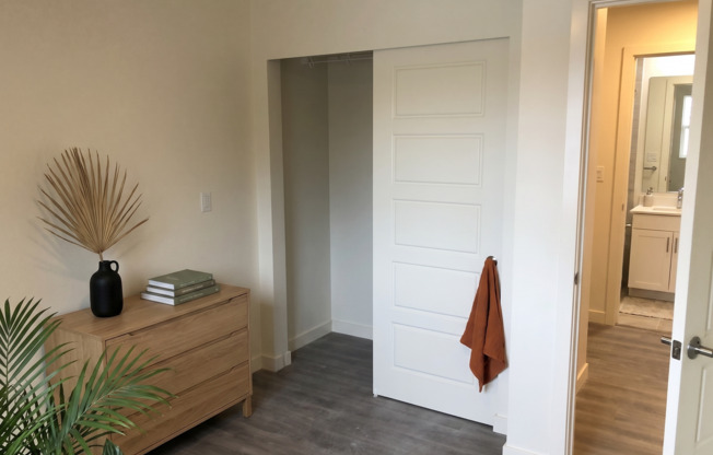 3 beds, 2 baths, 1,050 sqft, $2,932, Unit 104