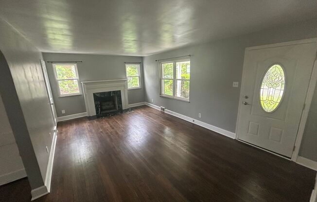 Spacious 4 bedroom 1 Bath Home with Tons of Storage