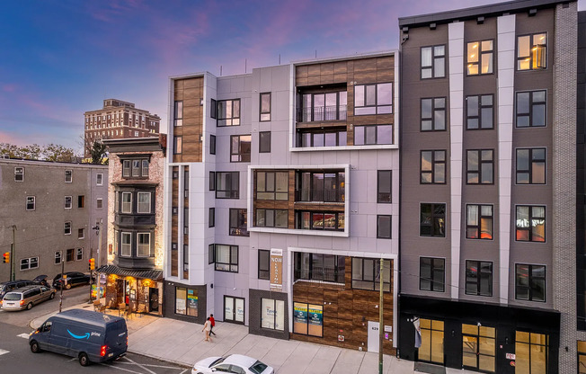 2 beds, 2 baths, $1,795, Unit 2 Bedroom