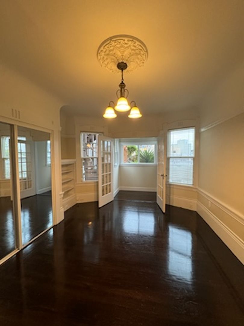 DUBOCE 180
