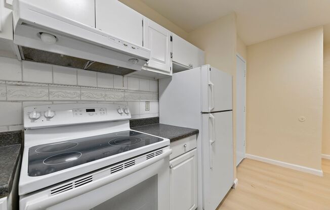 1 bedroom 1 bath condo in heart of Silicon Valley.