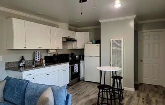 Great Furnished ADU--2 bed, 1 bath