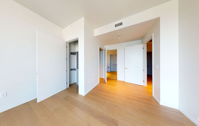 2 beds, 2.5 baths, 2,802 sqft, $18,995, Unit PH15