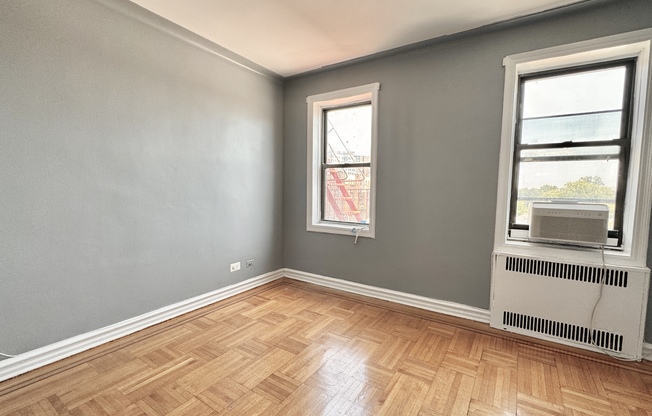 909 East 29th Street