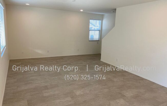 4 Bed, 3 Bath House + Den + Loft in Gladden Farms (Moore Rd/Tangerine Farms)