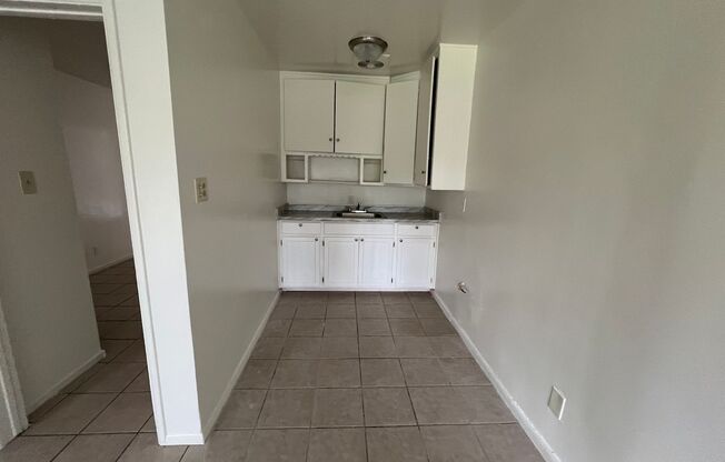 Lakewood 11823