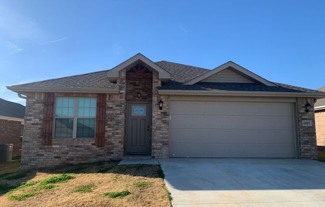 Beautiful 4 Bedroom Home for lease, Bentonville! Apply Today!