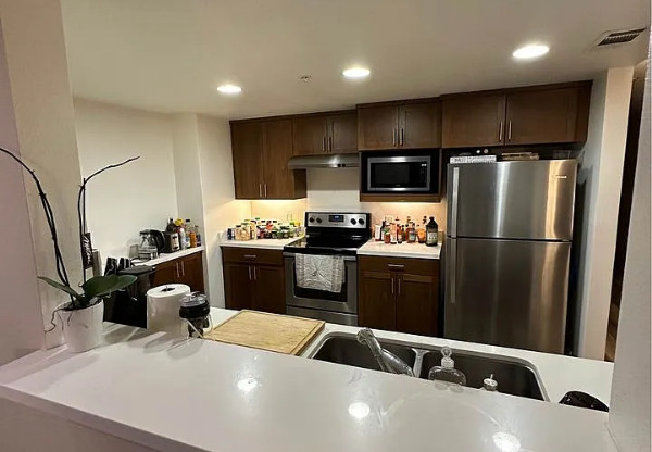1520 SW EXPY