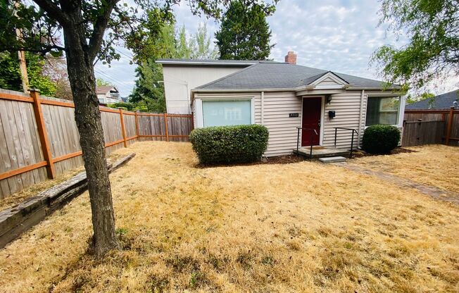 Cute 3 Bedroom Home in the Heart of West Seattle!