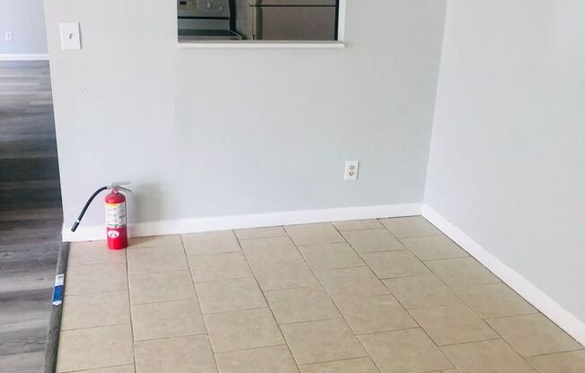 2 beds, 1 bath, 900 sqft, $950