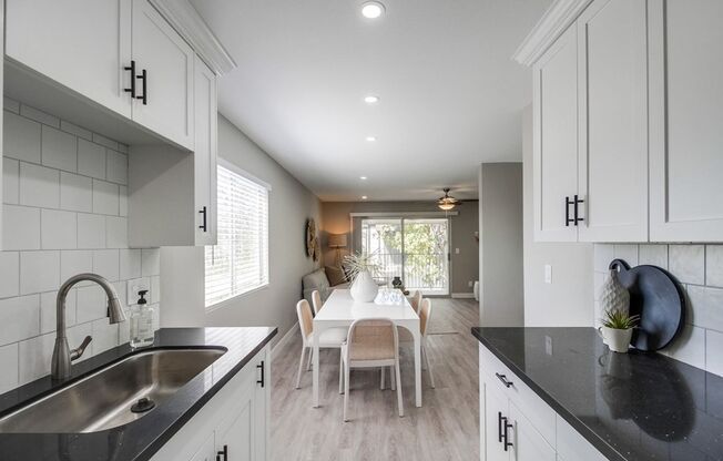 1 bed, 1 bath, 780 sqft, $2,245, Unit 4751-23