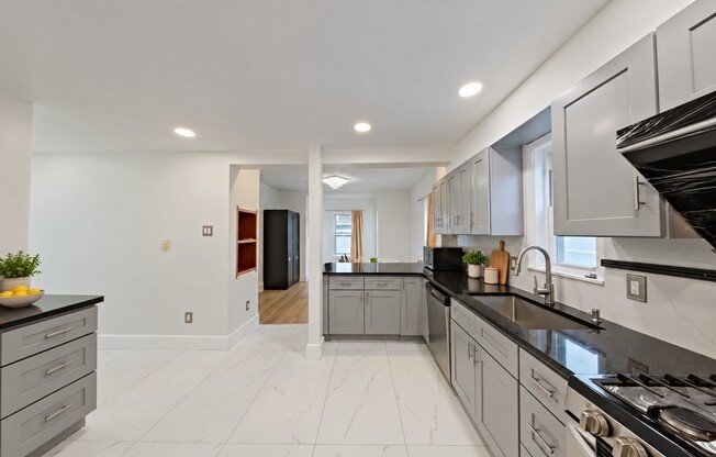 4 beds, 1.5 baths, 1,724 sqft, $3,700, Unit SF