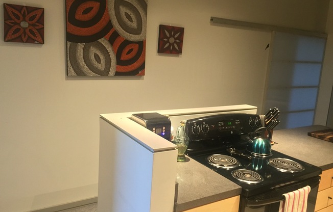 2 beds, 2 baths, 1,096 sqft, $1,655, Unit 408