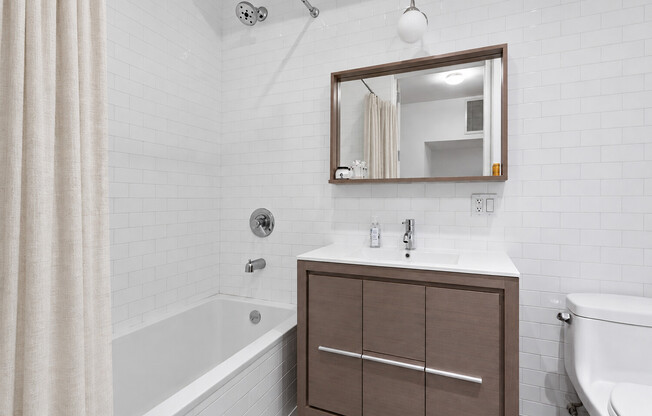2 beds, 3 baths, 1,668 sqft, $8,150, Unit 1