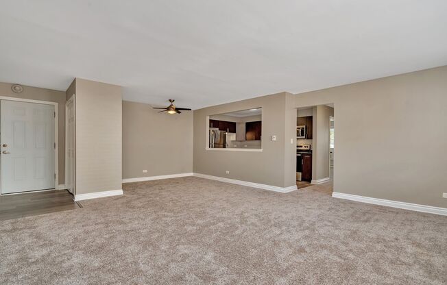 2 beds, 1 bath, 1,032 sqft, $1,750, Unit 33-25 Iron Gate