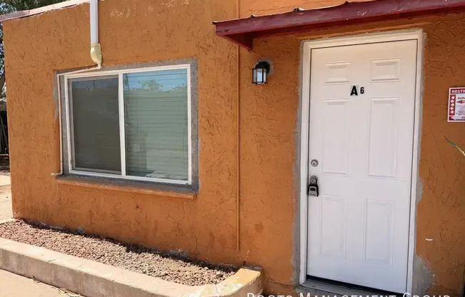 1707 E APACHE BLVD