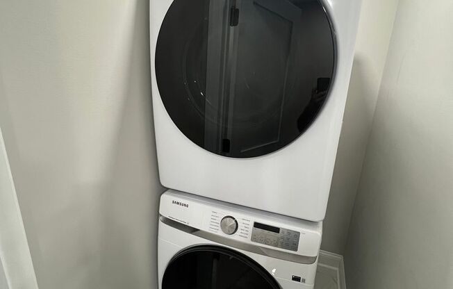 Beautiful New Constuction available for Rental