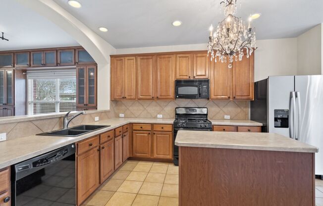 652 Dark Horse Ln, Buda, TX 78610