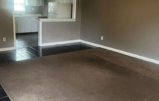 6154 Commodore Dr
