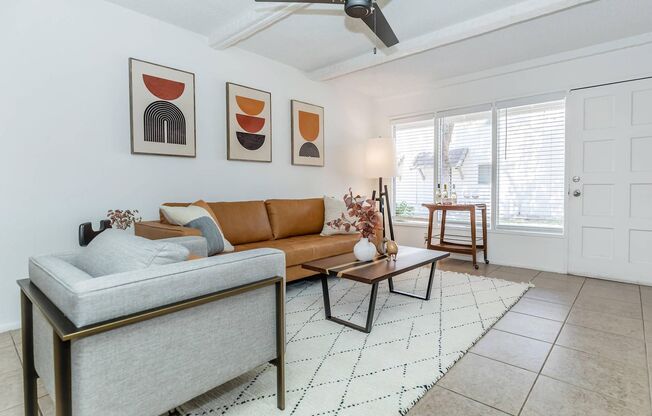 1 bed, 1 bath, 672 sqft, $1,049, Unit 232