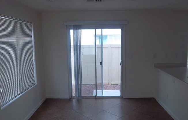 3 bedroom home with granite tops and tile floors $1500.00/month