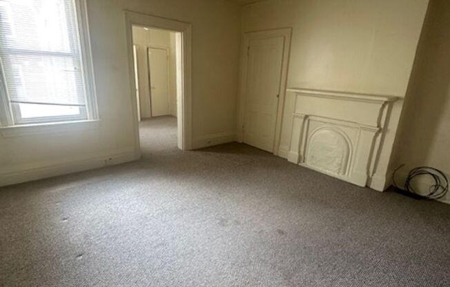Spacious 3BR Townhouse Near Lawrenceville, Strip District & More – Prime Location!