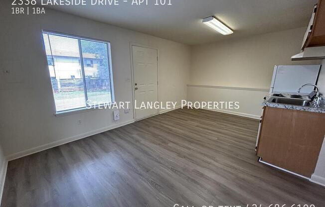 2338 LAKESIDE DR