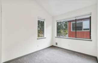 3 Bedroom Vaulted Ceilings