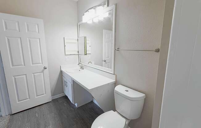 3 beds, 2 baths, 1,299 sqft, $1,656