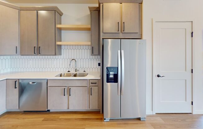 2 beds, 2 baths, 1,170 sqft, $1,895, Unit 1621-428