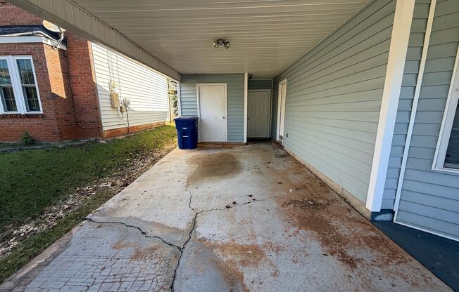 SHORT TERM LEASE AVAILABLE THROUGH APRIL 30! Cute one level Home in Shelton Park