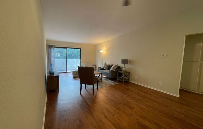 1 bed, 1 bath, 700 sqft, $1,995, Unit 206