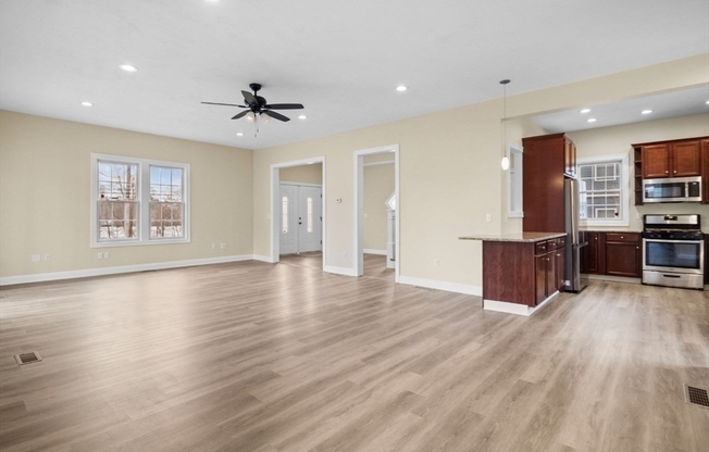 63 VARNUM AVE