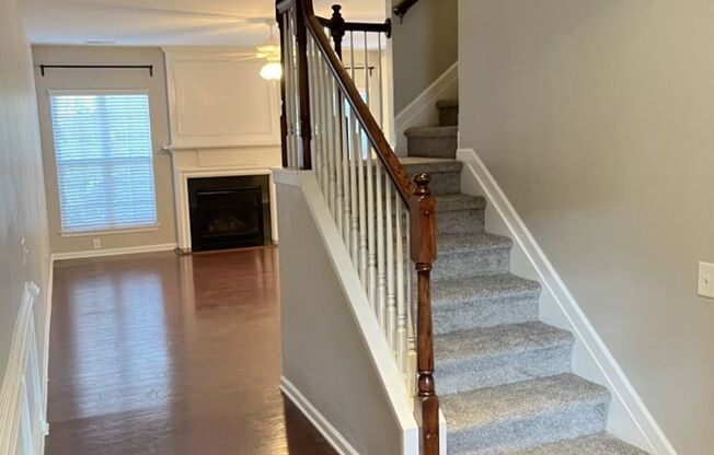 Beautiful 2 Story, 3 Bedroom Townhome near Ballantyne