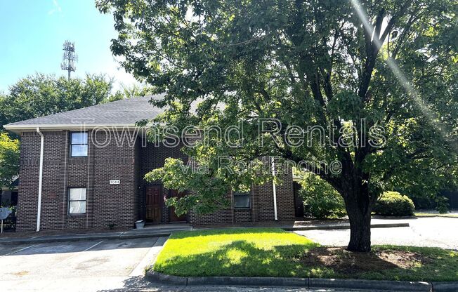 1044 ANCESTRY DR