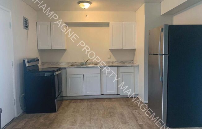 3 beds, 1 bath, $1,300