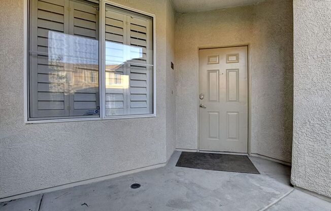 UPGRADED & BEAUTIFUL GATED 3 BEDROOM CONDO!