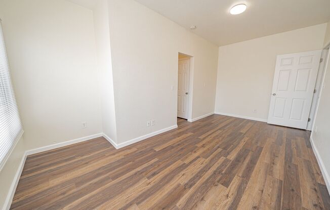 2 beds, 1 bath, $1,975, Unit 100