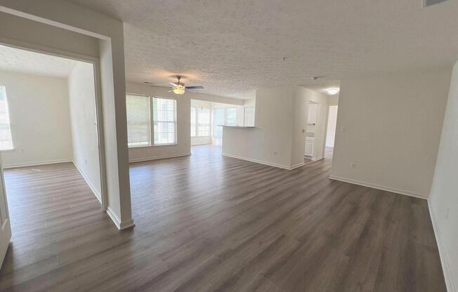 Gorgeous light filled 2 bedroom 2 bath condo in Odenton/Piney Orchard.