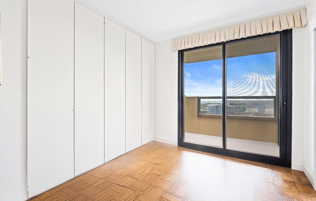 1 bed, 1.5 baths, 900 sqft, $3,250, Unit 36C